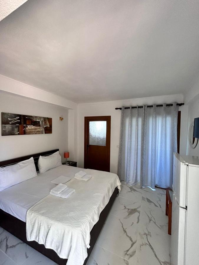 Green Villa Sarandë Eksteriør billede