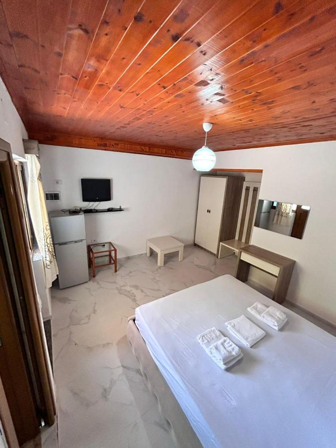 Green Villa Sarandë Eksteriør billede