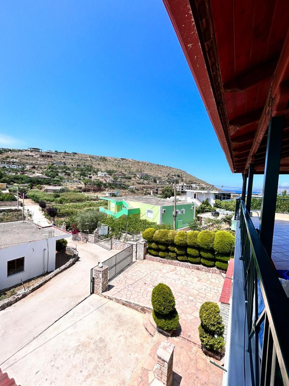 Green Villa Sarandë Eksteriør billede