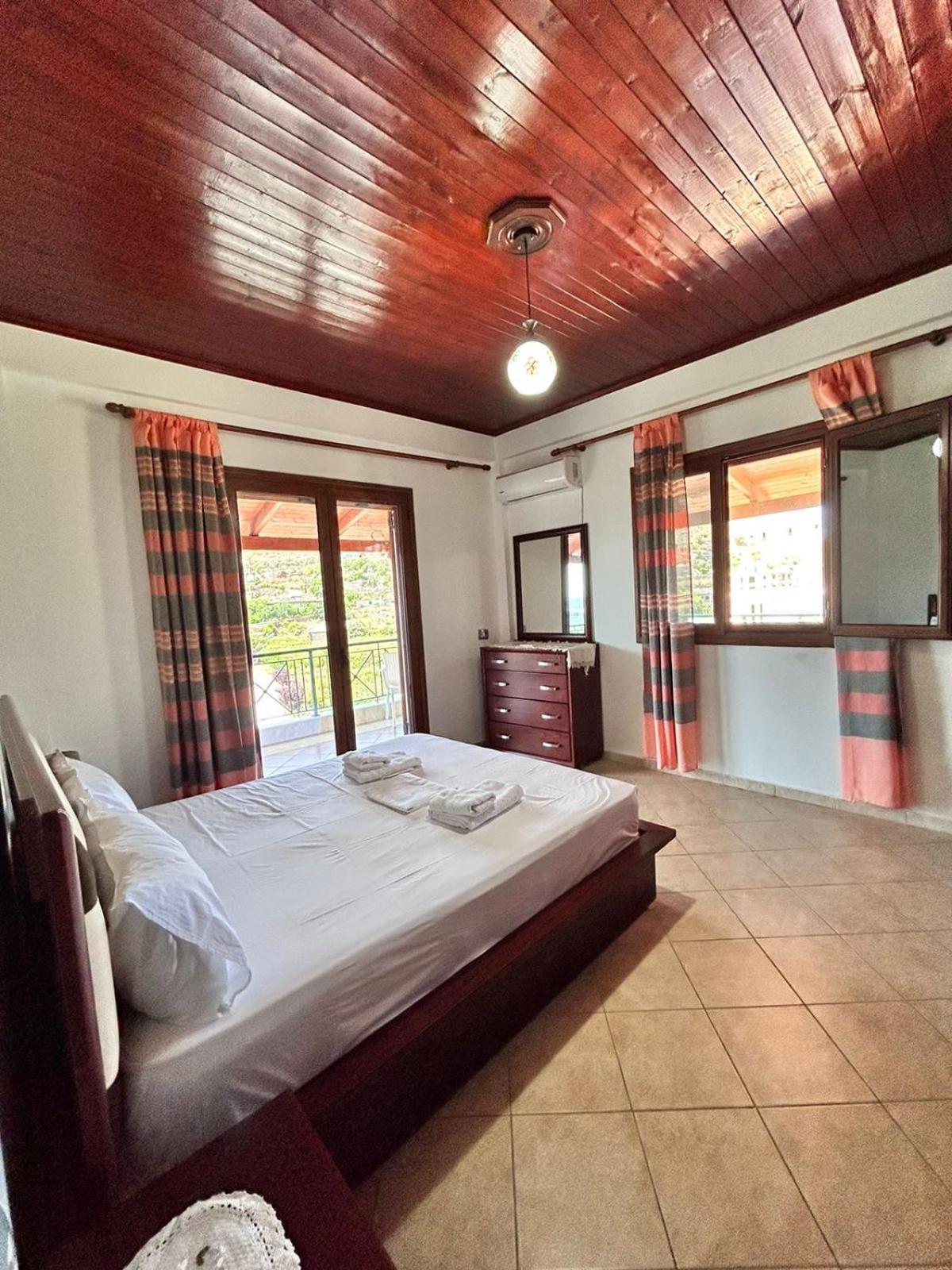 Green Villa Sarandë Eksteriør billede